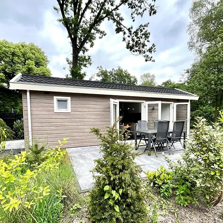 Camping De Vinkenkamp Lieren