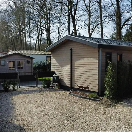 Campsite De Vinkenkamp *